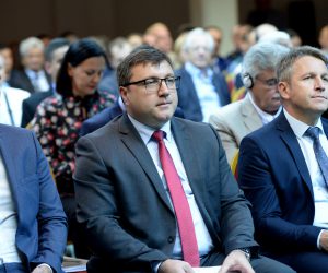 Обраќање на д-р Драган Миновски на отворањето на научниот симпозиум „Енергетика 2018“ во организација на ЗЕМАК