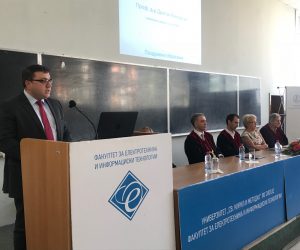 Д-р Драган Миновски им се обрати на новите студенти на ФЕИТ на првиот академски час