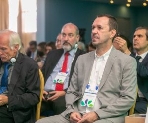 (Македонски) ВАСКО КОВАЧЕВСКИ: АКО ЕСМ ЈА ПРОДАВАШЕ ЕЛЕКТРИЧНАТА ЕНЕРГИЈА ЗА ГРАЃАНИТЕ ПО ПАЗАРНА ЦЕНА, ПОСКАПУВАЊЕТО ЌЕ БЕШЕ 150 ПРОЦЕНТИ